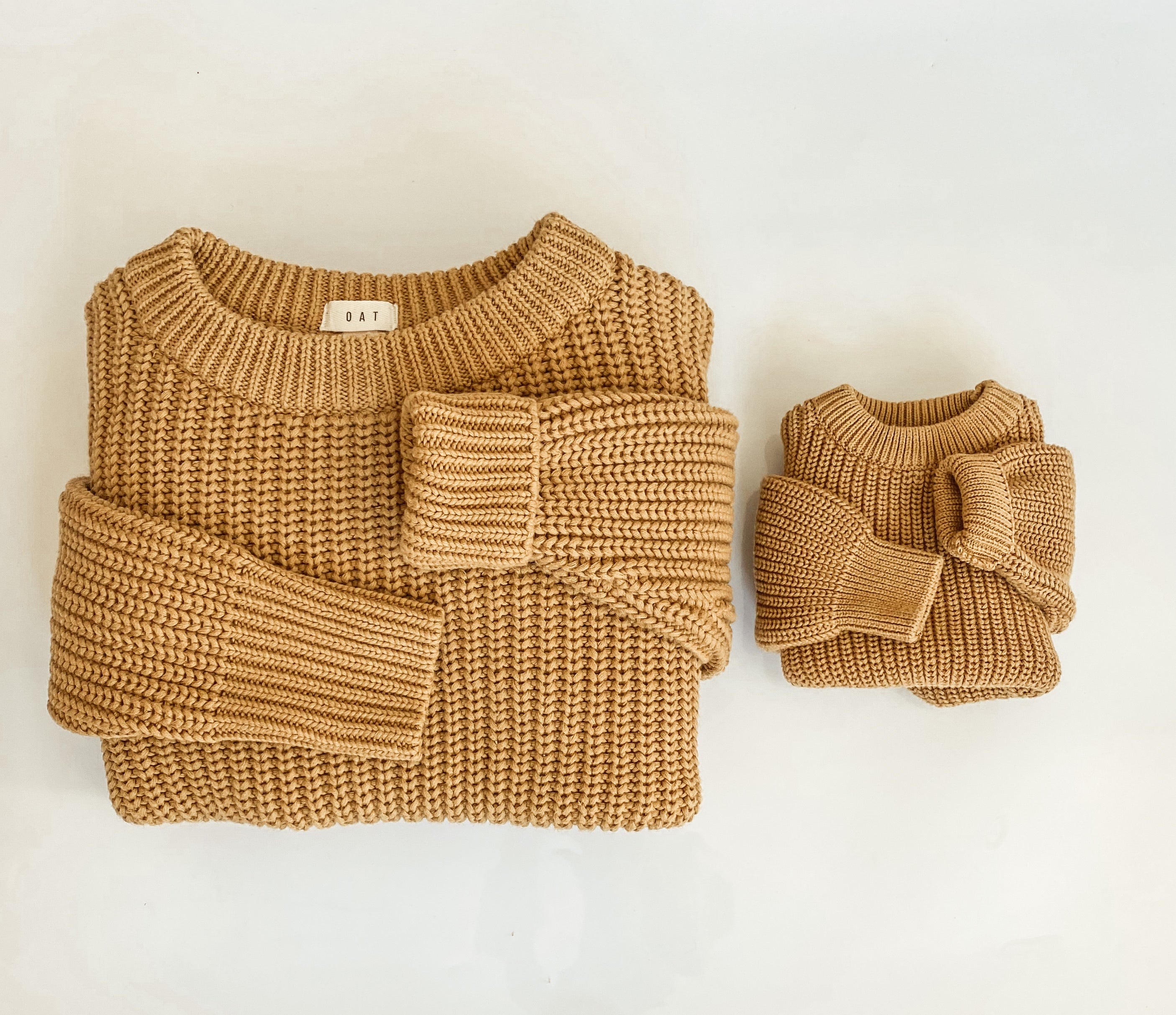 CHUNKY KNITS